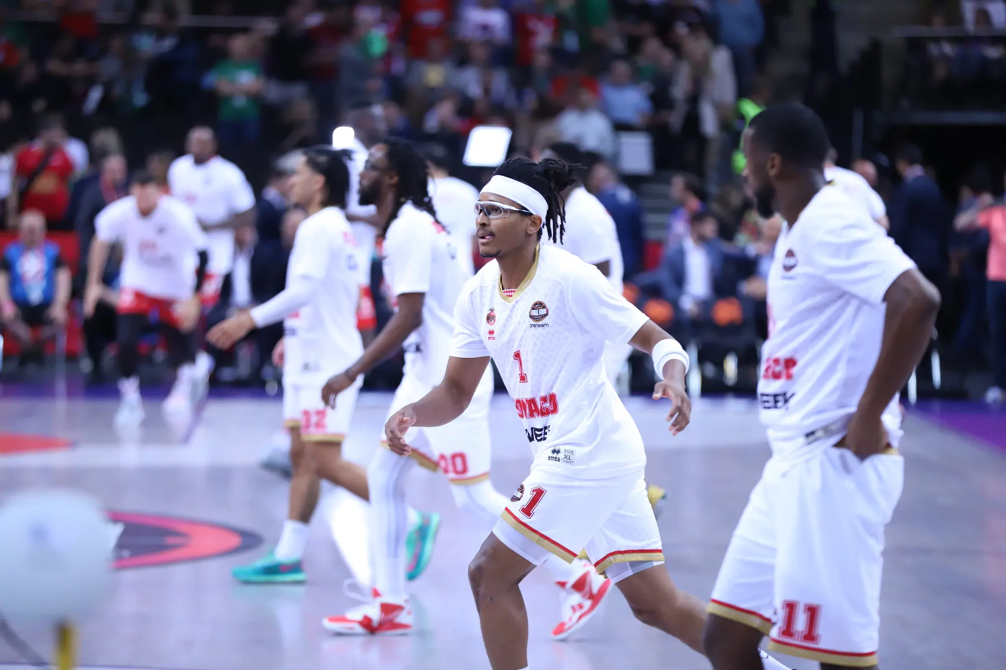 « Si tu m’avais laissé jouer à Monaco, on aurait tout gagné » : quand Chima Moneke chambre Sasa Obradovic