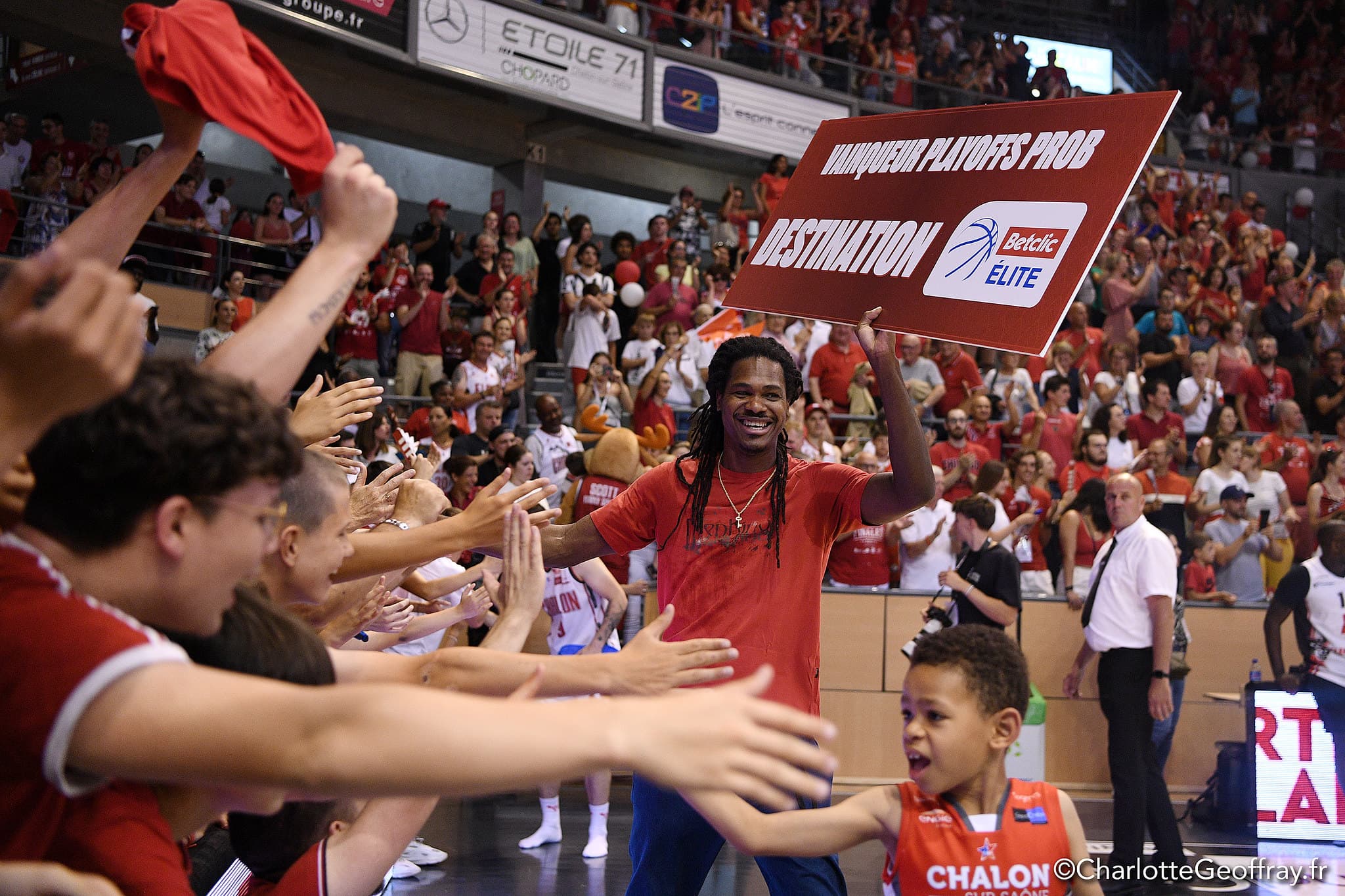 L’Élan Chalon va rendre hommage à Mickaël Gelabale, sur le départ après six saisons