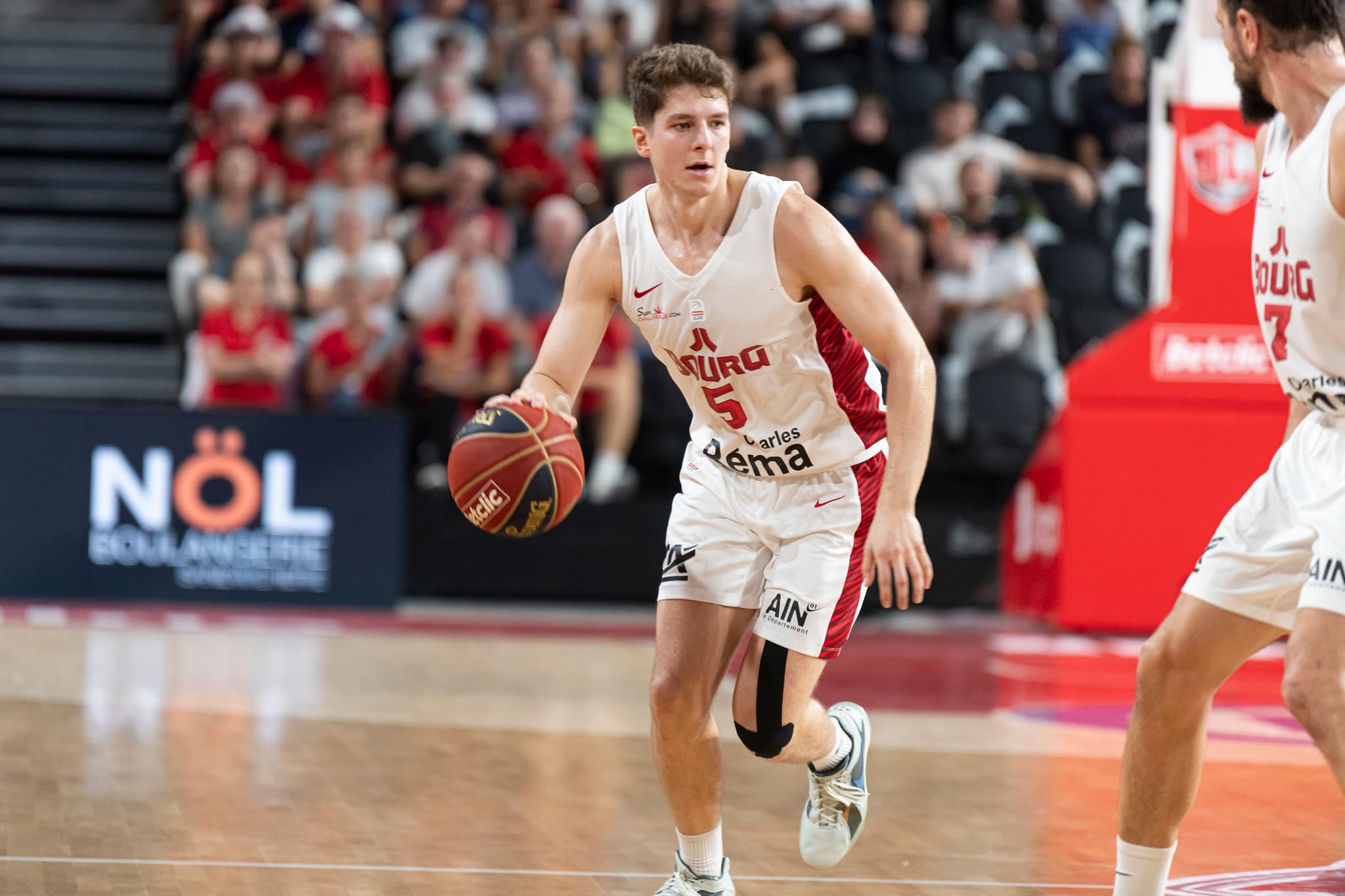 Première convaincante pour la JL Bourg, record en carrière pour Hugo Benitez