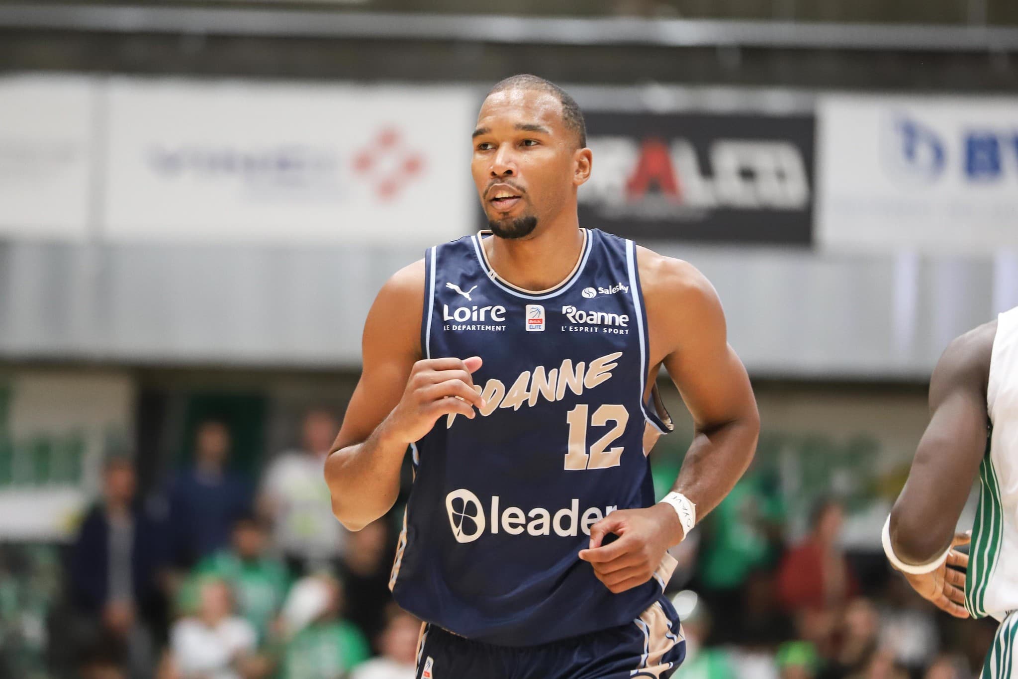 Yannis Morin courtisé en Espagne, tenté par le Japon