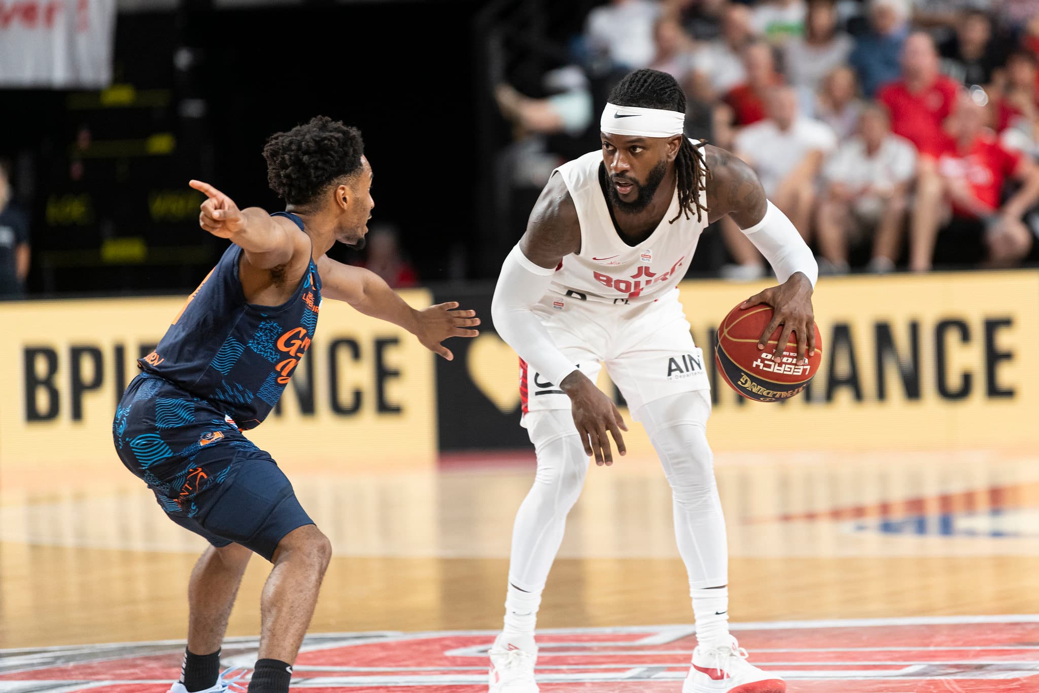 JeQuan Lewis arrêté 4 à 6 semaines, la JL Bourg réfléchit à engager un remplaçant médical