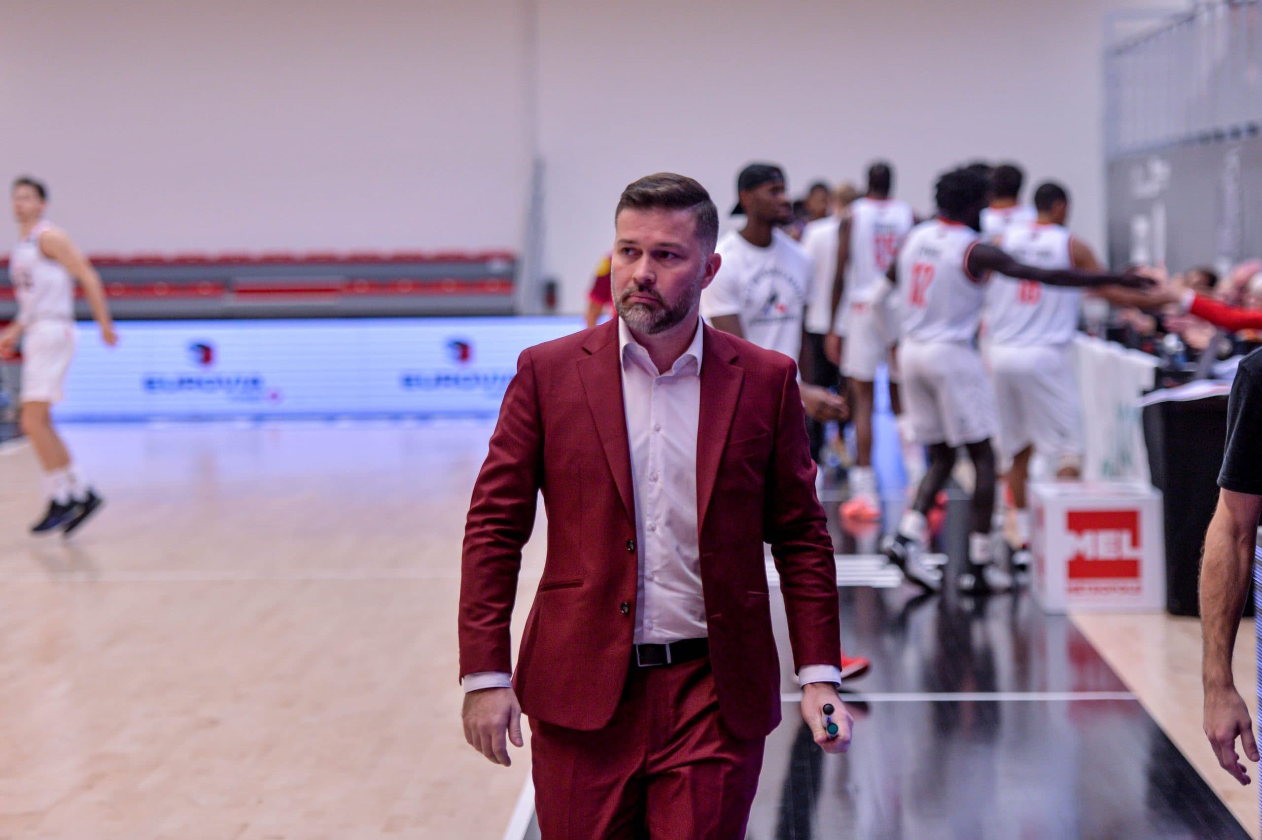 ITW Maxime Bézin (Lille) : « On a la chance d’avoir un réservoir d’entraîneurs français très bons »