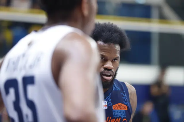 Ancien joueur reconnu en LNB, Caleb Walker poursuit sa carrière en Italie
