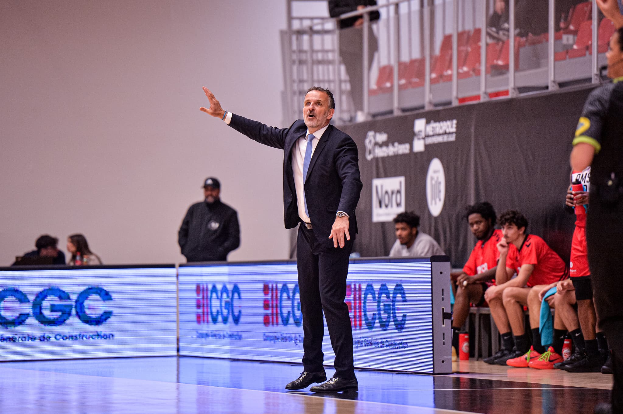 Fin de collaboration entre Aix-Maurienne et Emmanuel Schmitt : l’AMSB se cherche un nouvel entraîneur