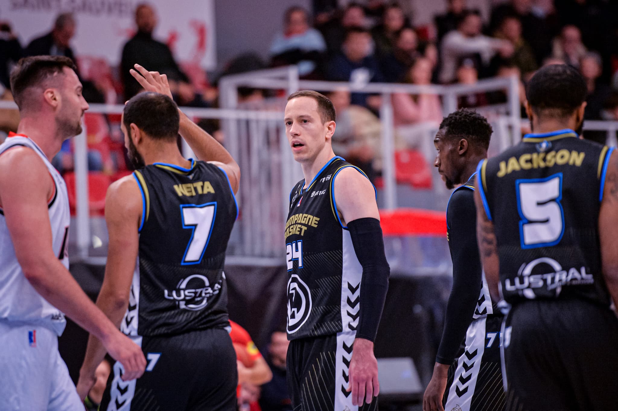 Entre régression sportive et crise structurelle, le grand écart du Champagne Basket