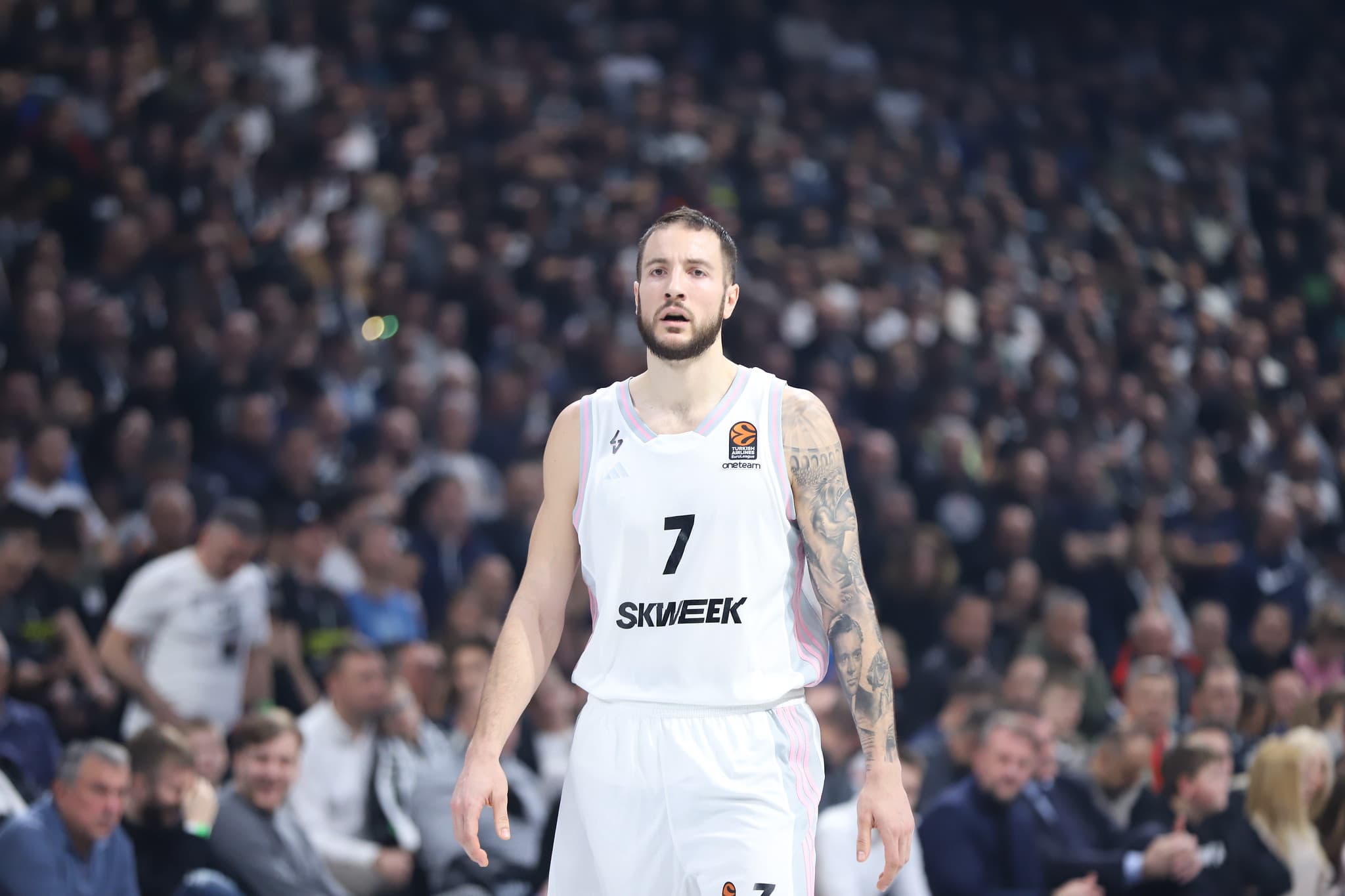 Après un seul match en un mois, Joffrey Lauvergne (ASVEL) postule pour la réception de Barcelone