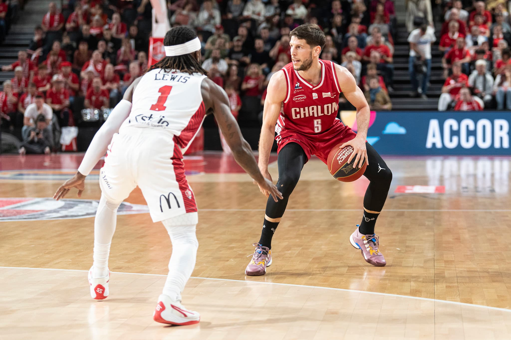 Retour en Slovénie pour Aleksej Nikolic (Élan Chalon), au Cedevita Ljubljana