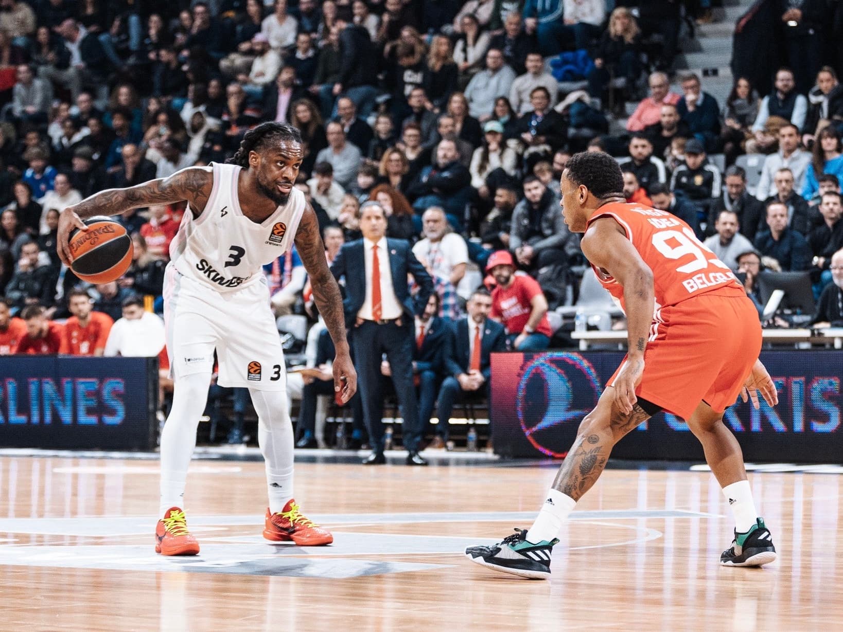 Première réussie pour Pierric Poupet : l’ASVEL s’extirpe de la dernière place en battant l’Étoile Rouge !