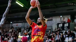 La Coupe de France masculine a livré ses trois premiers qualifiés du premier tour, dont Tarbes-Lourdes, emmené par un grand Fabien Ateba.