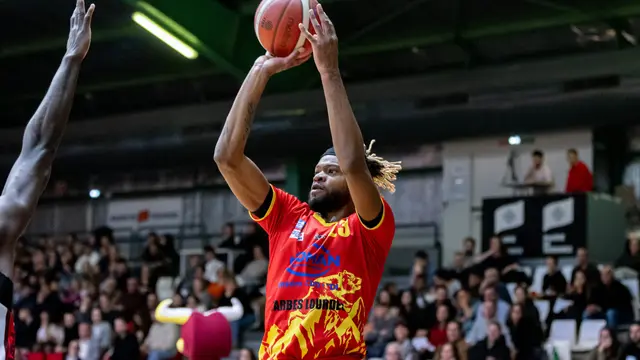 Coupe de France : Fabien Ateba porte Tarbes-Lourdes, Berck surprend Levallois et Boulogne-sur-Mer se qualifie