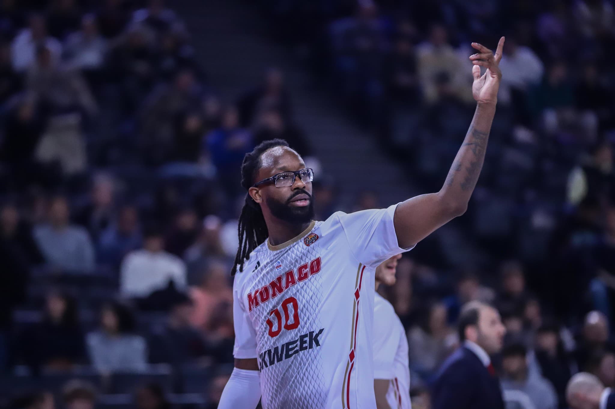 Après Mike James, Monaco renégocie aussi le contrat de John Brown III