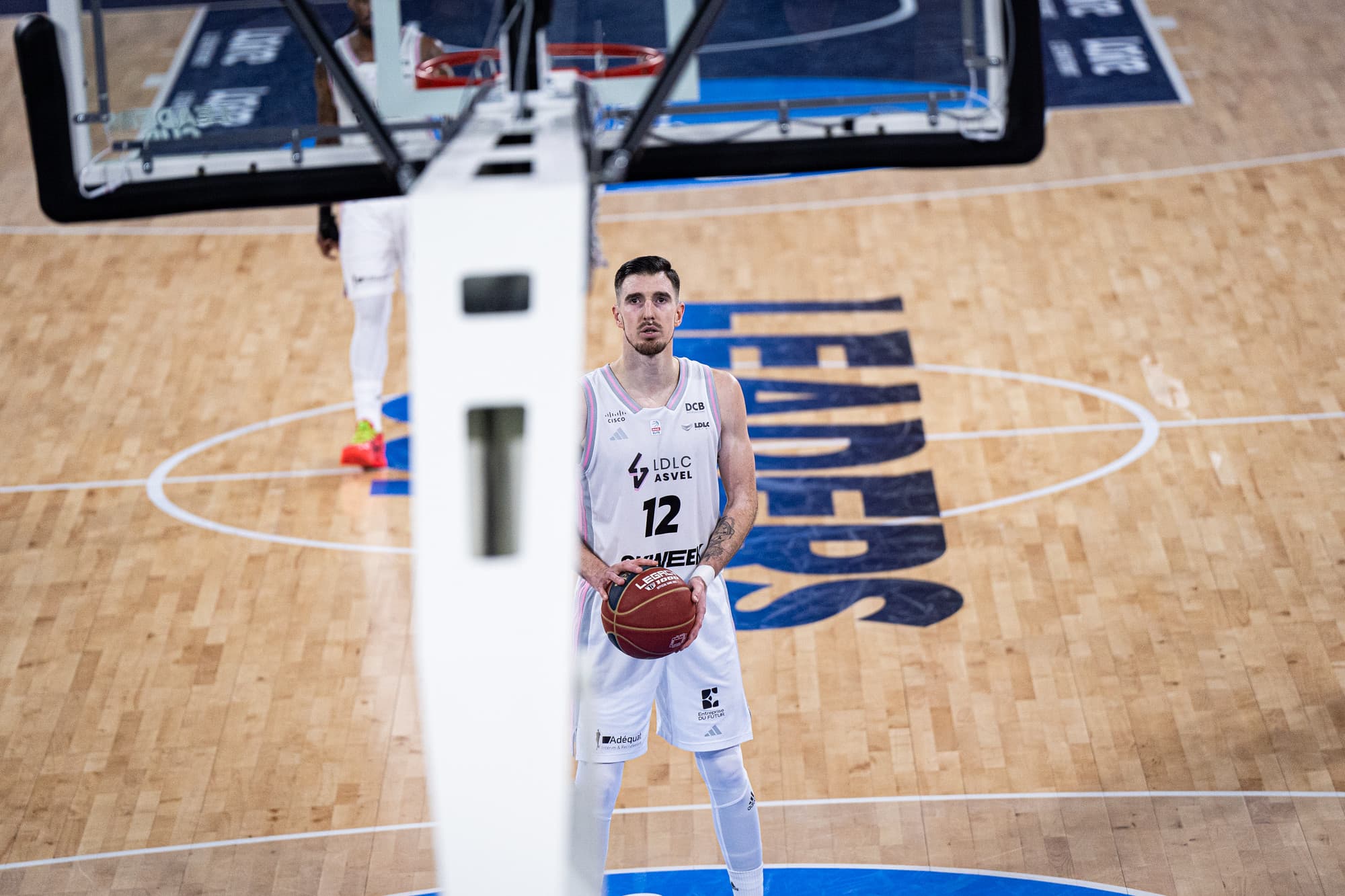Nando De Colo sévèrement blessé à la cheville ?