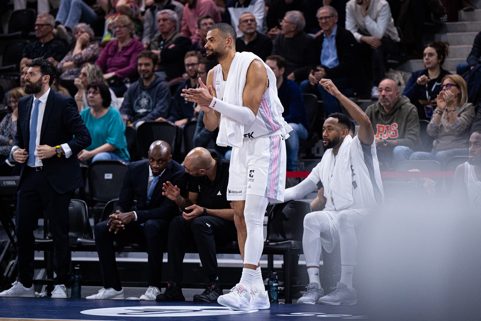 « Je n’avais aucune idée de ce dont il parlait » : quand Timothé Luwawu-Cabarrot comprend enfin le conseil de David Lighty