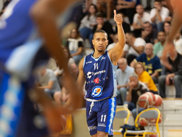 Marco Pellin offre la première place à Chartres, Feurs s’offre une victoire cruciale
