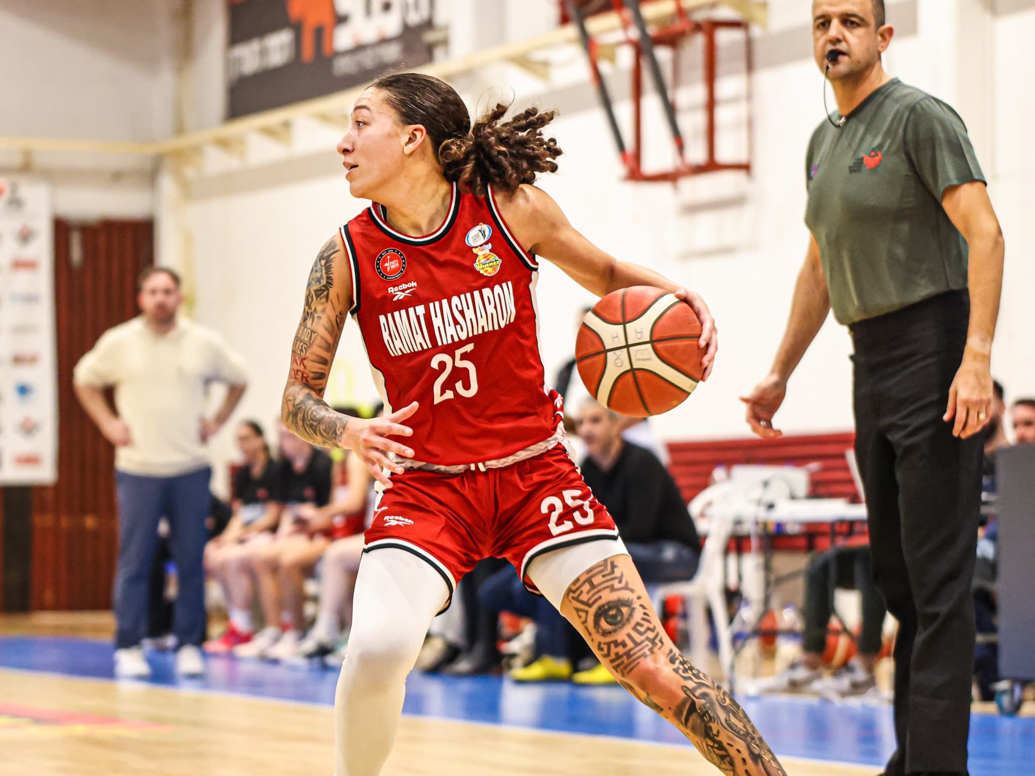 Chelsea Mitchell remplume l’ASVEL, qui officialise le départ de Gabby Williams