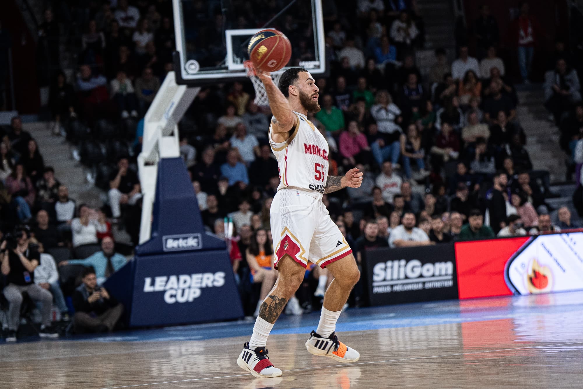 Après sa suspension, Mike James pourrait chercher à quitter l’AS Monaco !