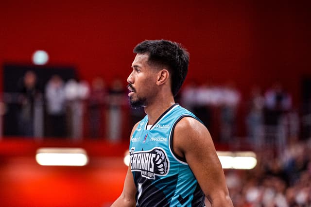 Marseille Basketball s’offre une deuxième recrue de gros calibre pour la NM2 !