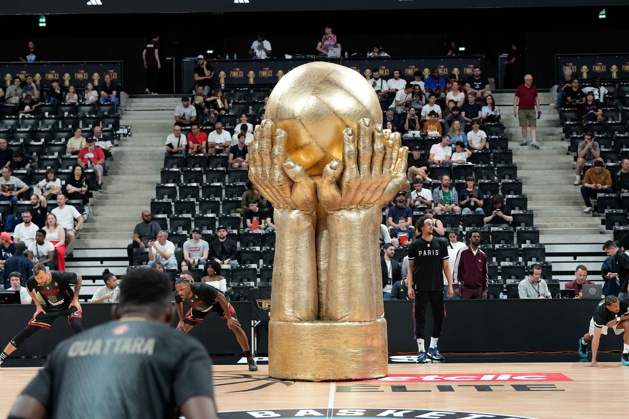 Le calendrier complet de la saison 2024/25 de Betclic ÉLITE : le champion Monaco démarrera à Saint-Quentin