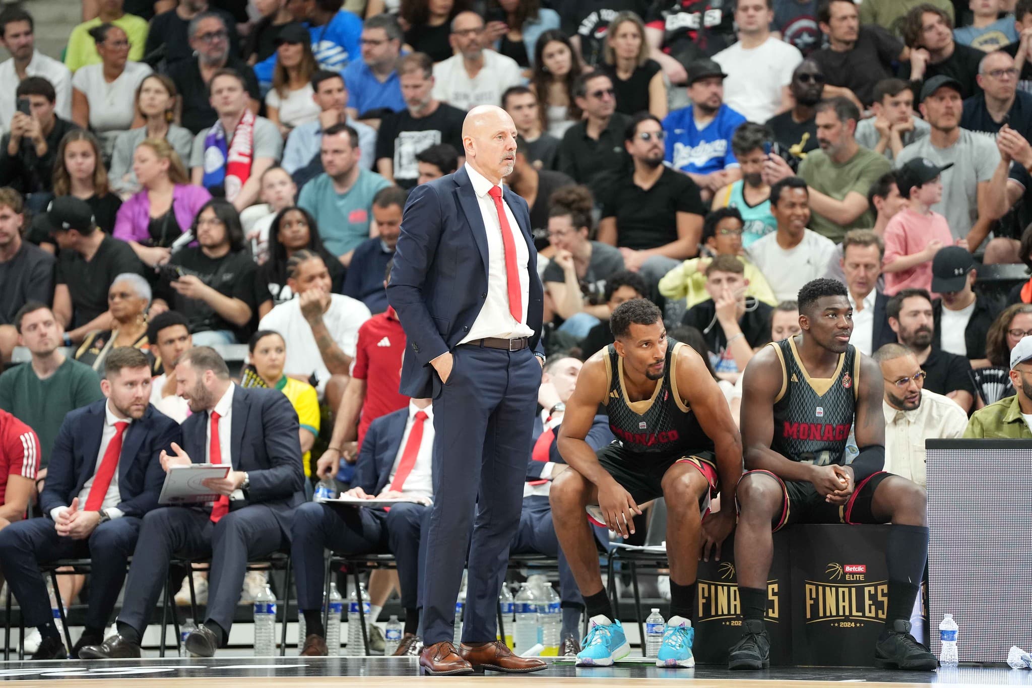 « C’est étrange » : la réponse de Sasa Obradovic à une déclaration de Vincent Collet sur Mathias Lessort