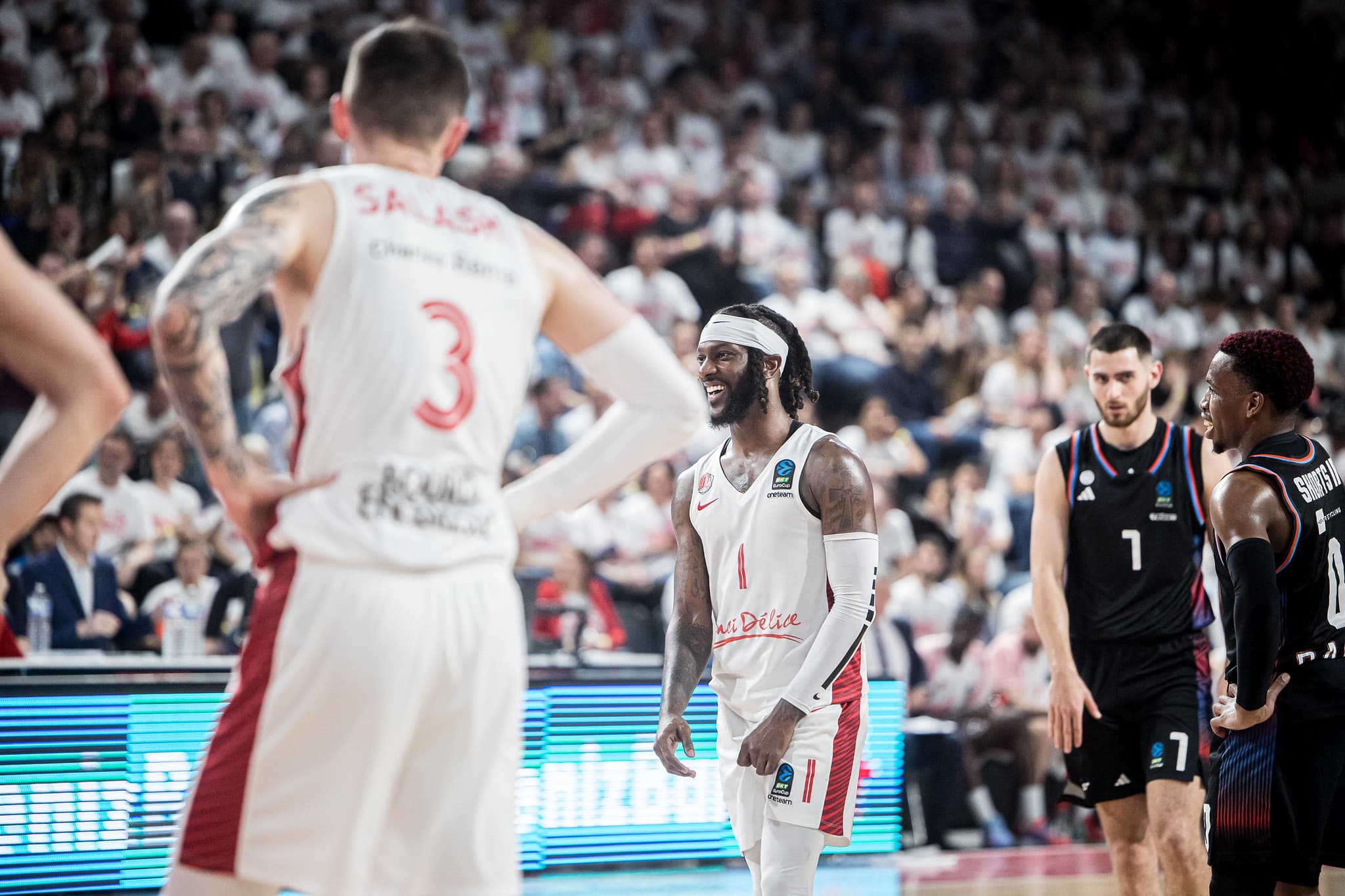 Finaliste de l’EuroCup avec la JL Bourg, JeQuan Lewis se retrouve en Chine