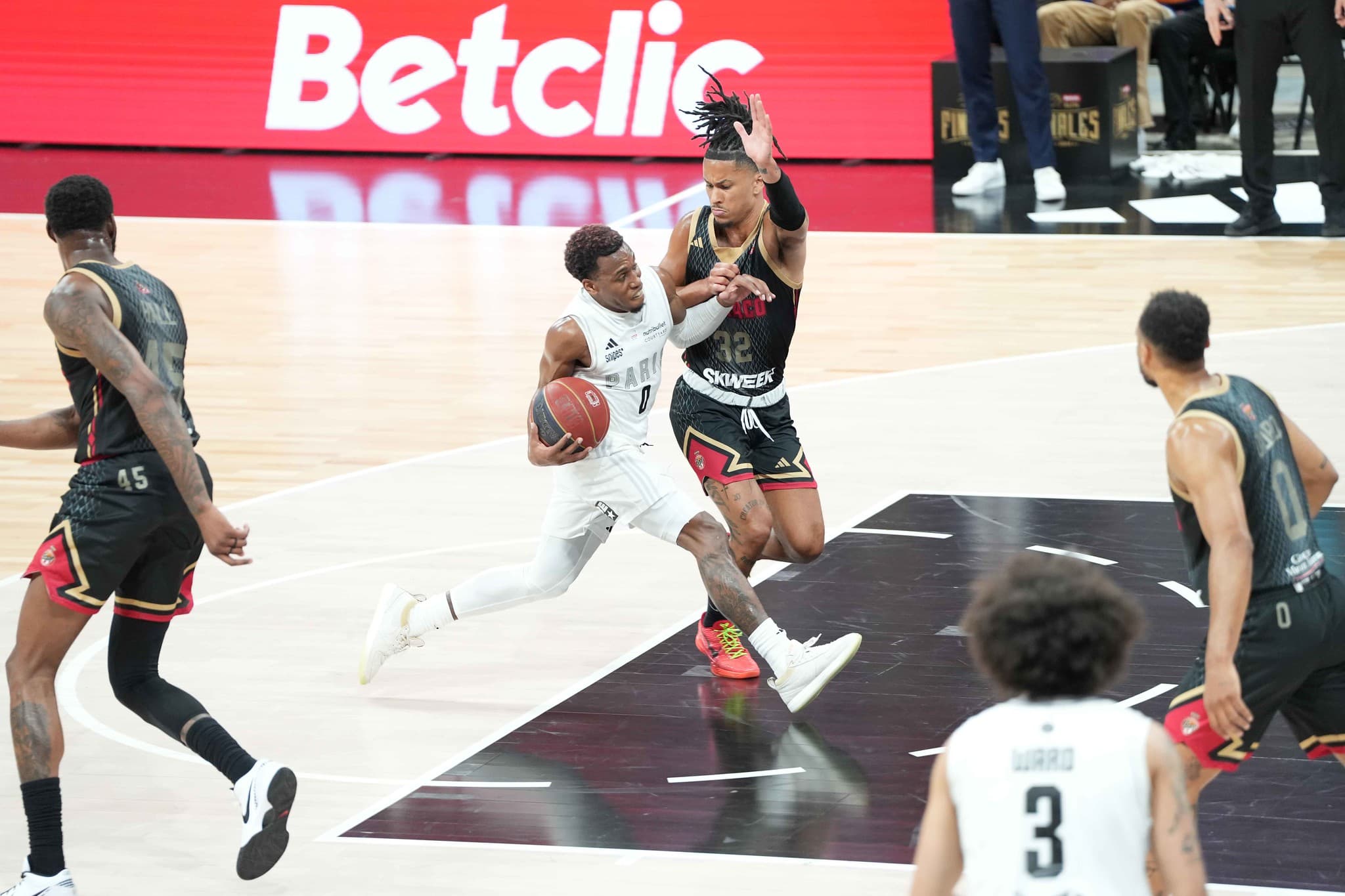 Les comptes des 36 clubs de LNB révélés : ce qu’il faut retenir du rapport financier de la DNCCG