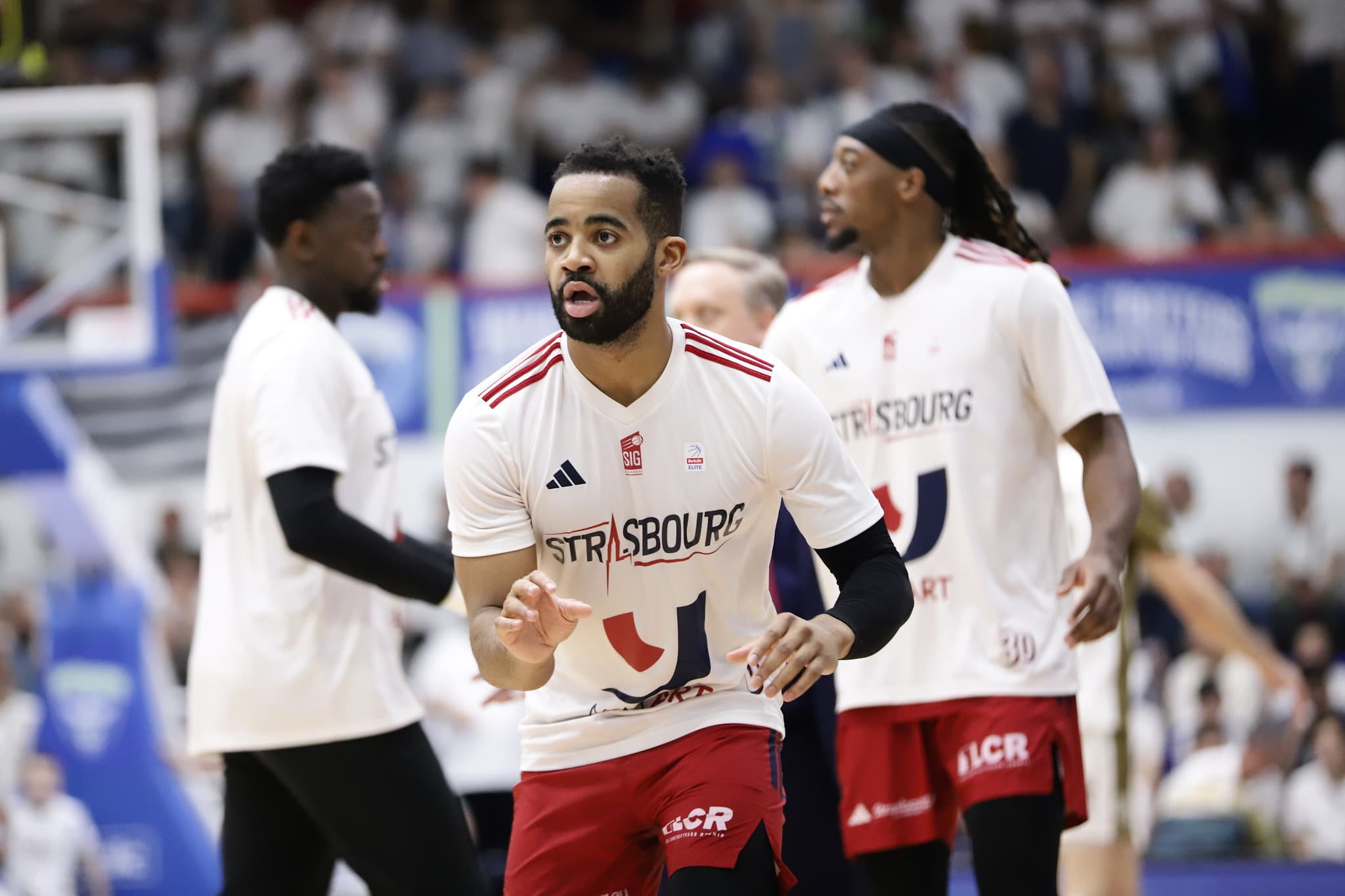 À 29 ans, Phil Booth annonce sa retraite sportive pour intégrer un staff NBA