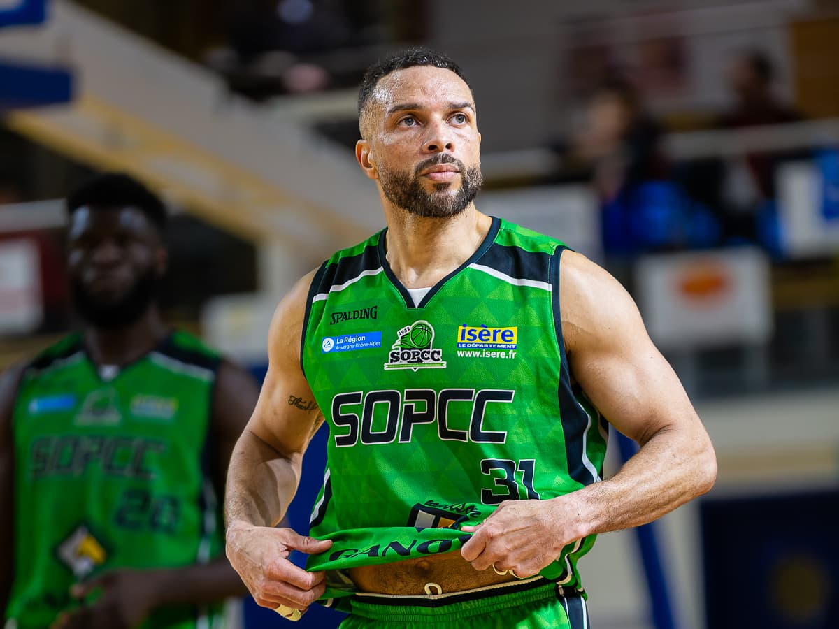 Clap de fin pour Ludovic Chelle, plus grande longévité du basket français