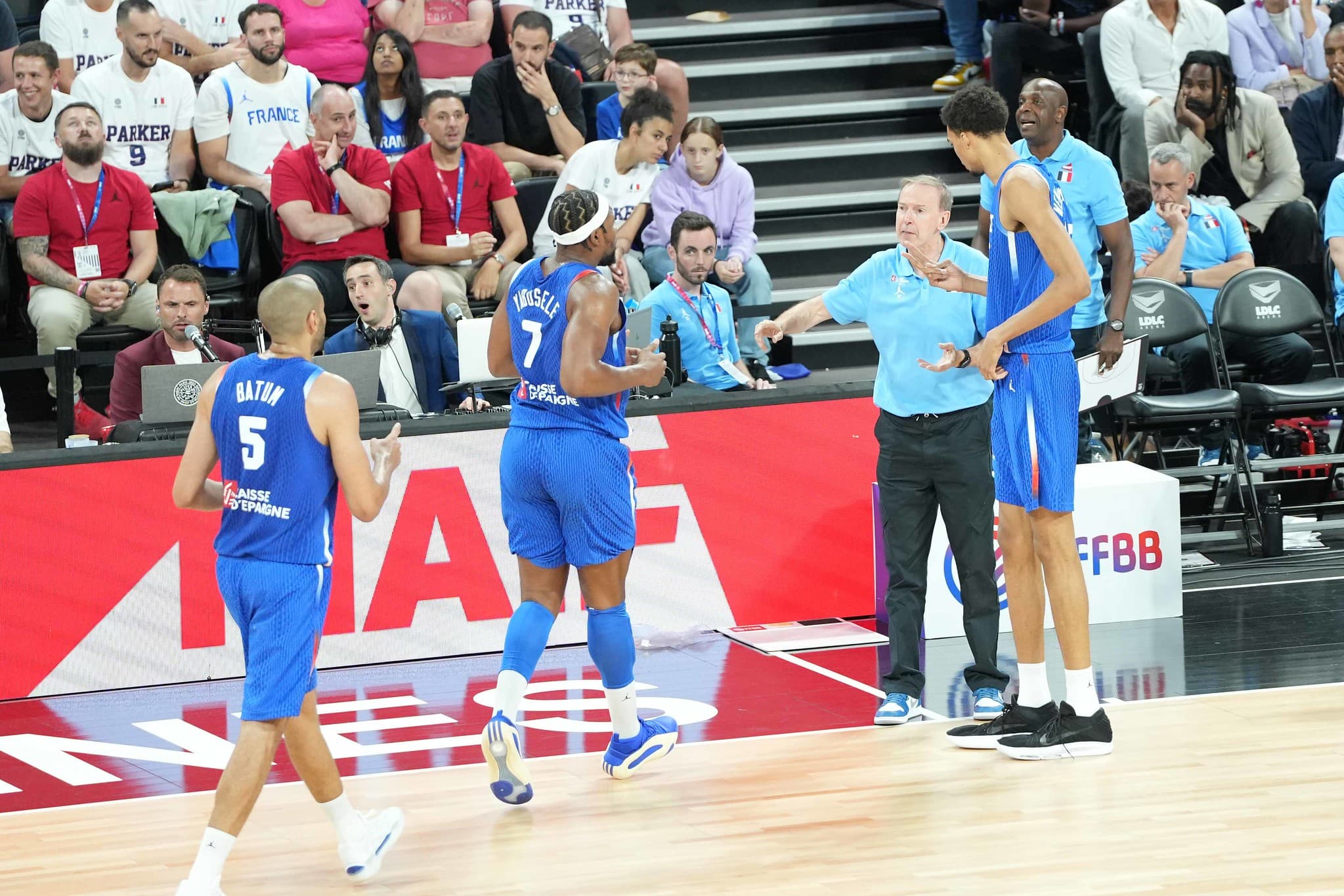 Vincent Collet raconte ses débuts à Cleveland : « J’ai vu au fil des jours que le regard changeait de la part des autres coachs »