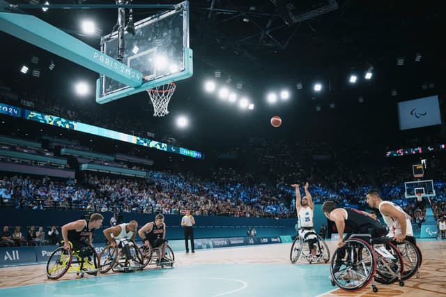Les Bleus éliminés mais soutenus comme jamais aux Jeux paralympiques : « Jouer devant 14 000 personnes, c’est fantastique »