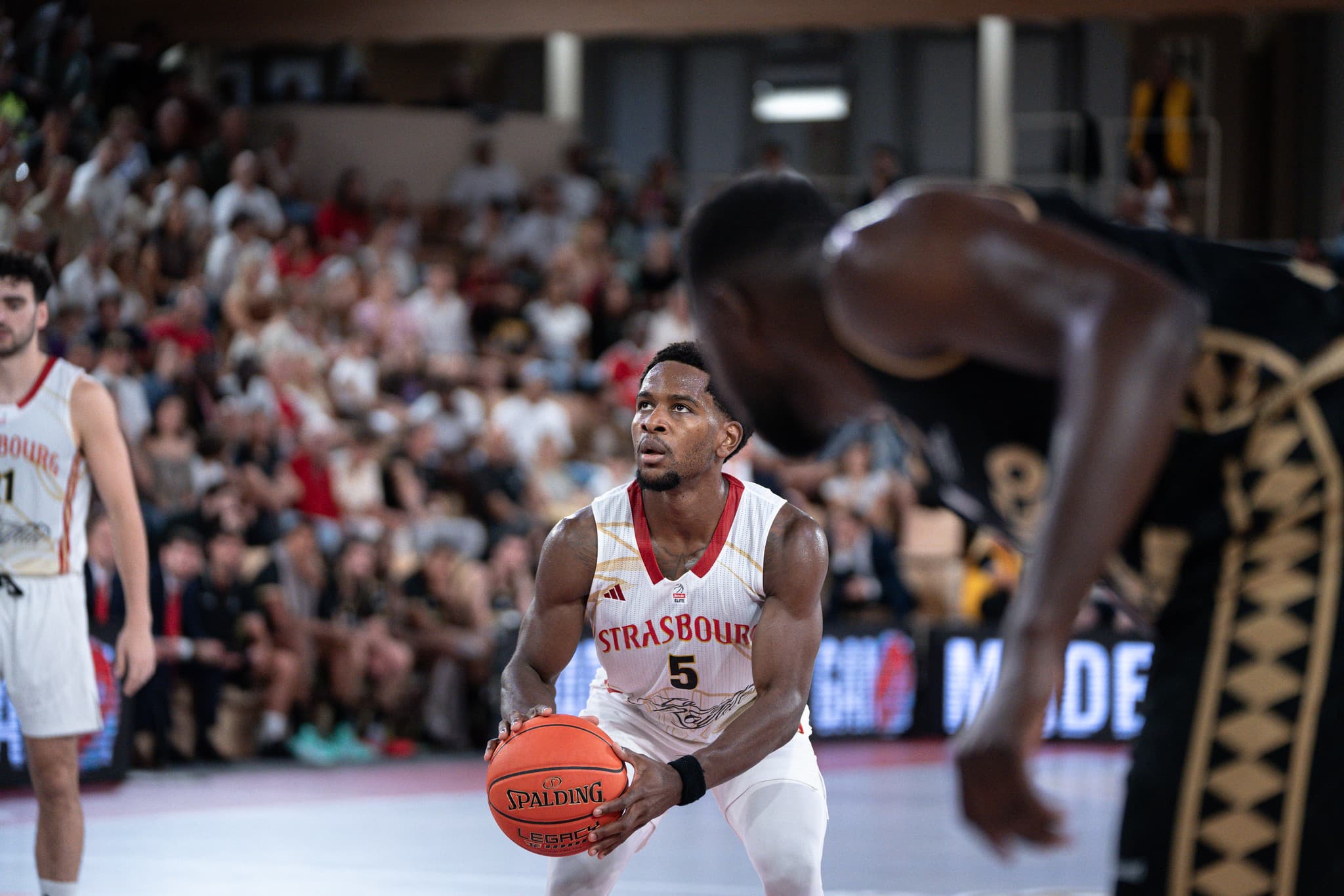 Maxhuni et Artis incertains, Piétrus forfait : la SIG Strasbourg démunie face à l’ASVEL ?