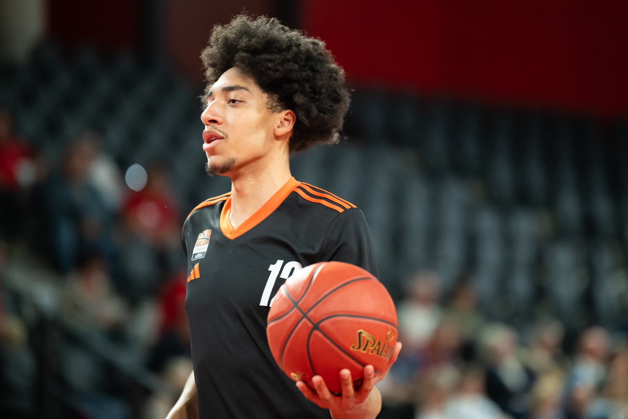 Grosse perf’ et record de temps de jeu en pro : Noa Essengue se hisse dans le Top 10 à l’évaluation en EuroCup !