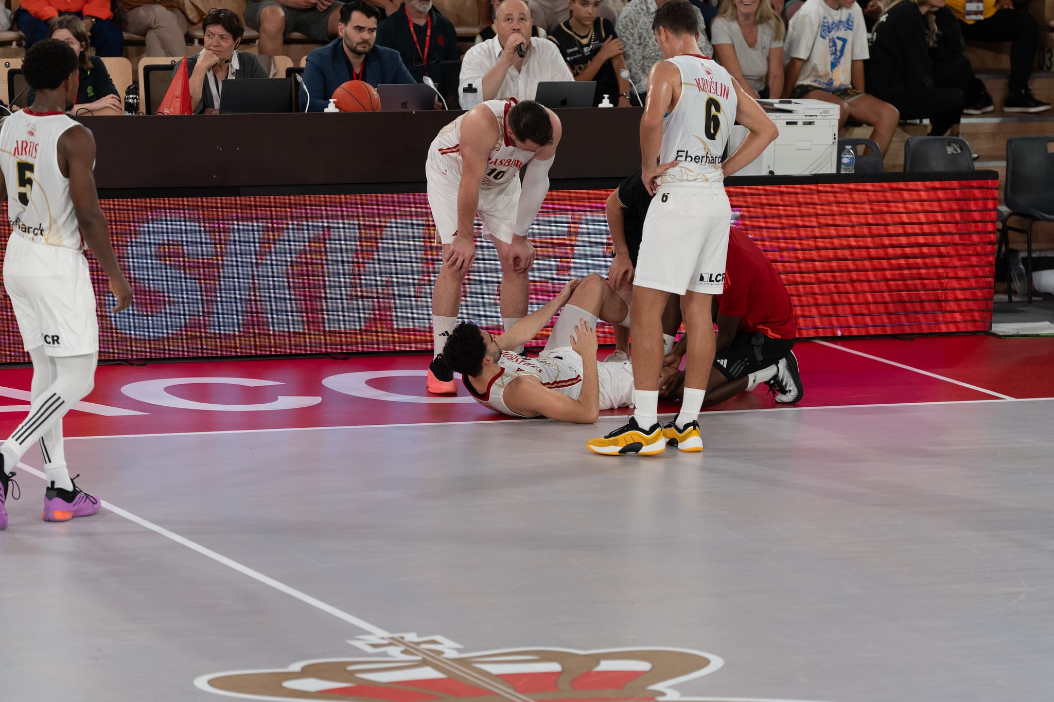 Blessé au genou, Edon Maxhuni forfait pour la réception du Mans