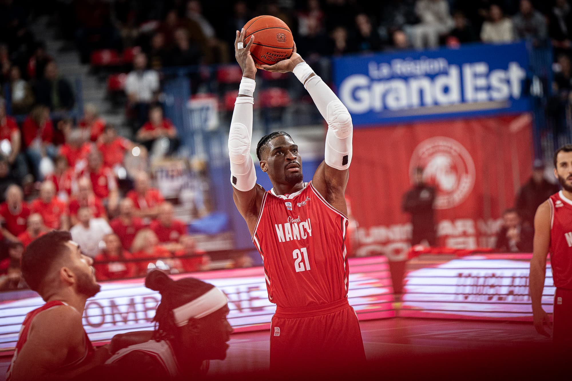 Shevon Thompson enchaîne avec le MVP du mois de décembre en Betclic ELITE