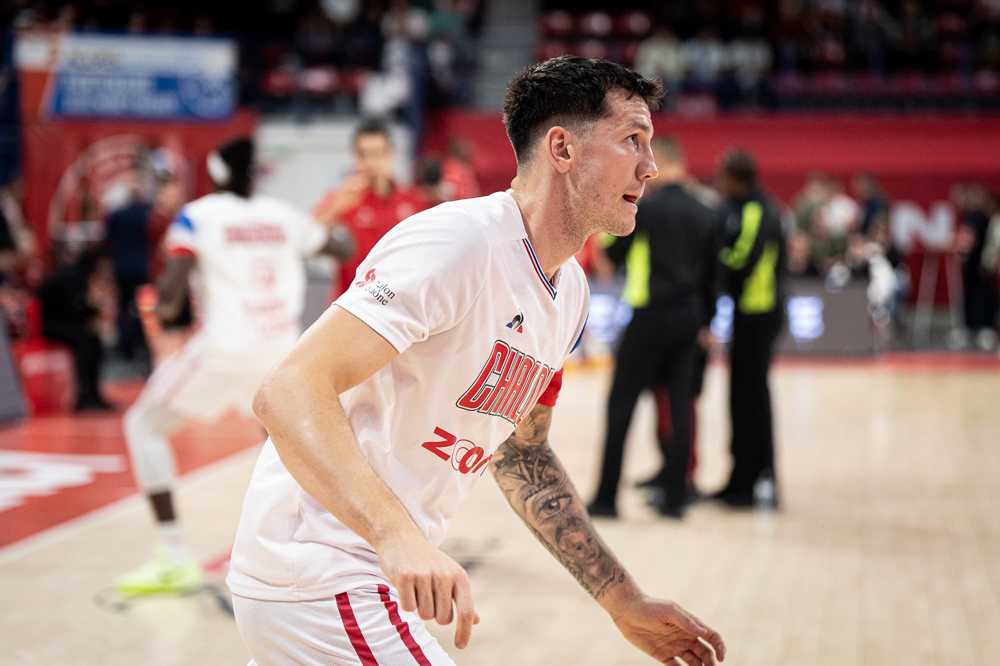Poussé vers la sortie à l’Élan Chalon, Nemanja Nenadic va jouer en Turquie après la Pologne
