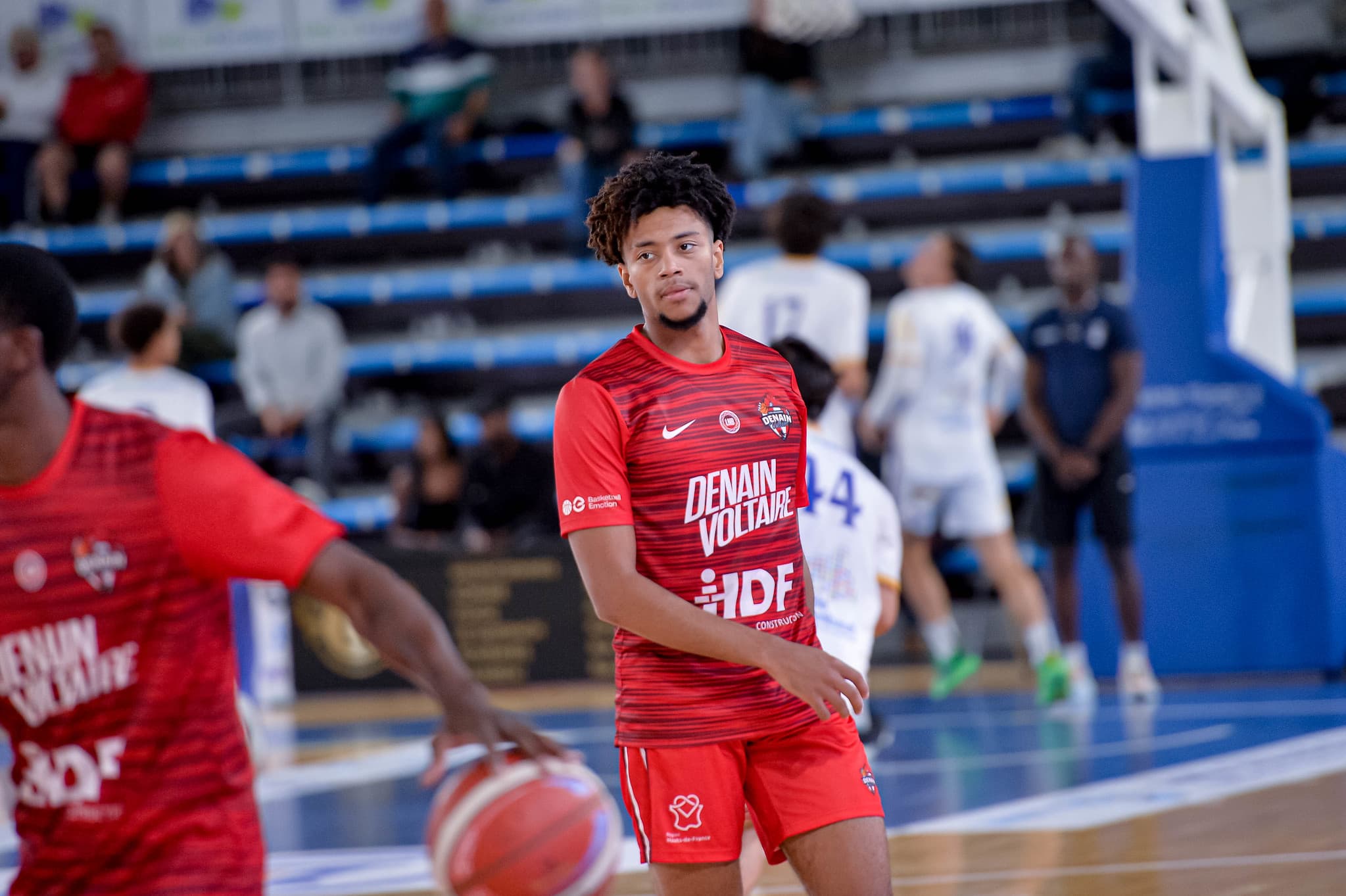 Denain surprend Orléans, Fos Provence continue de s’enfoncer