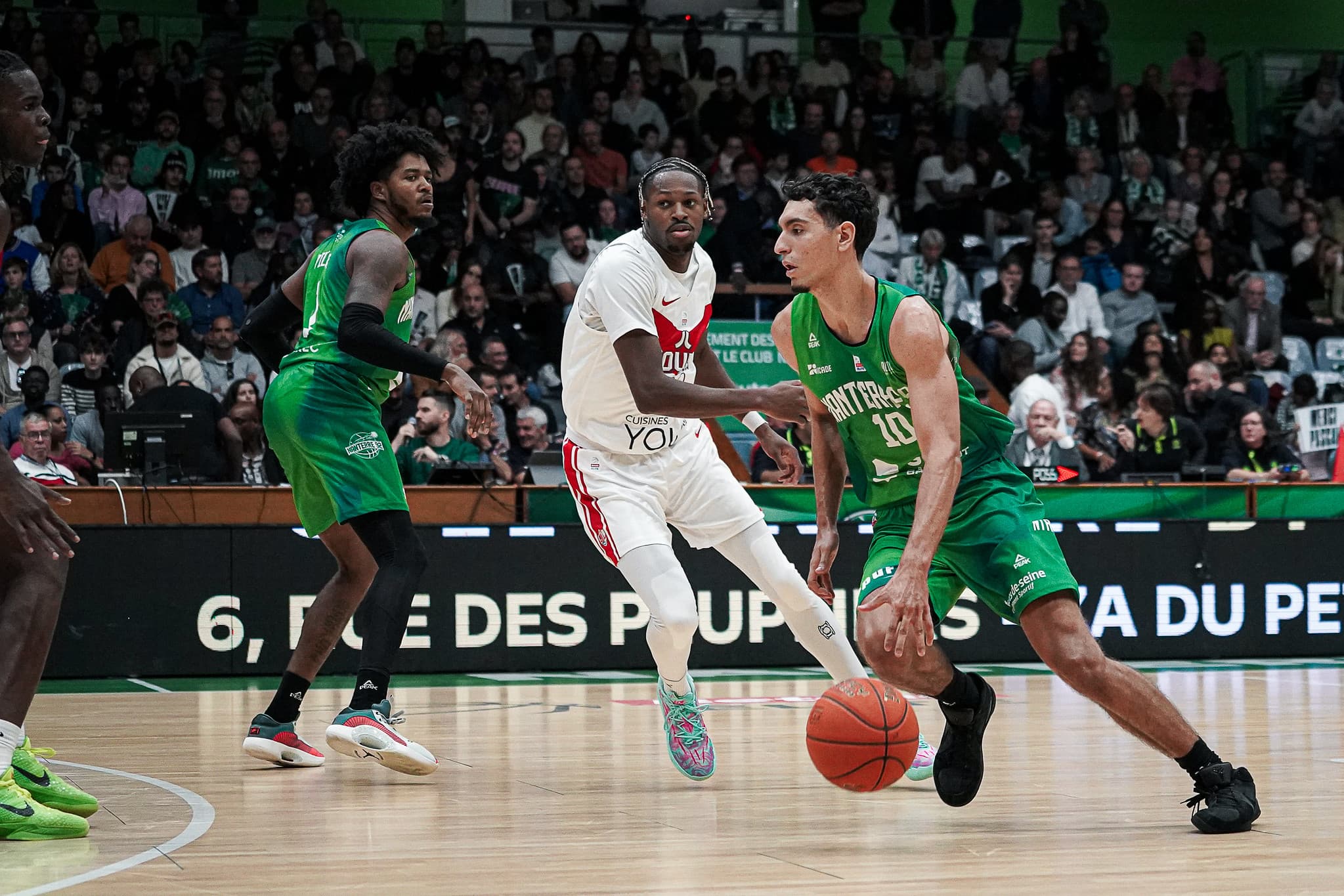 Nanterre et Bourg retrouvent simultanément le sourire en Coupe d’Europe : « Très heureux pour les joueurs »