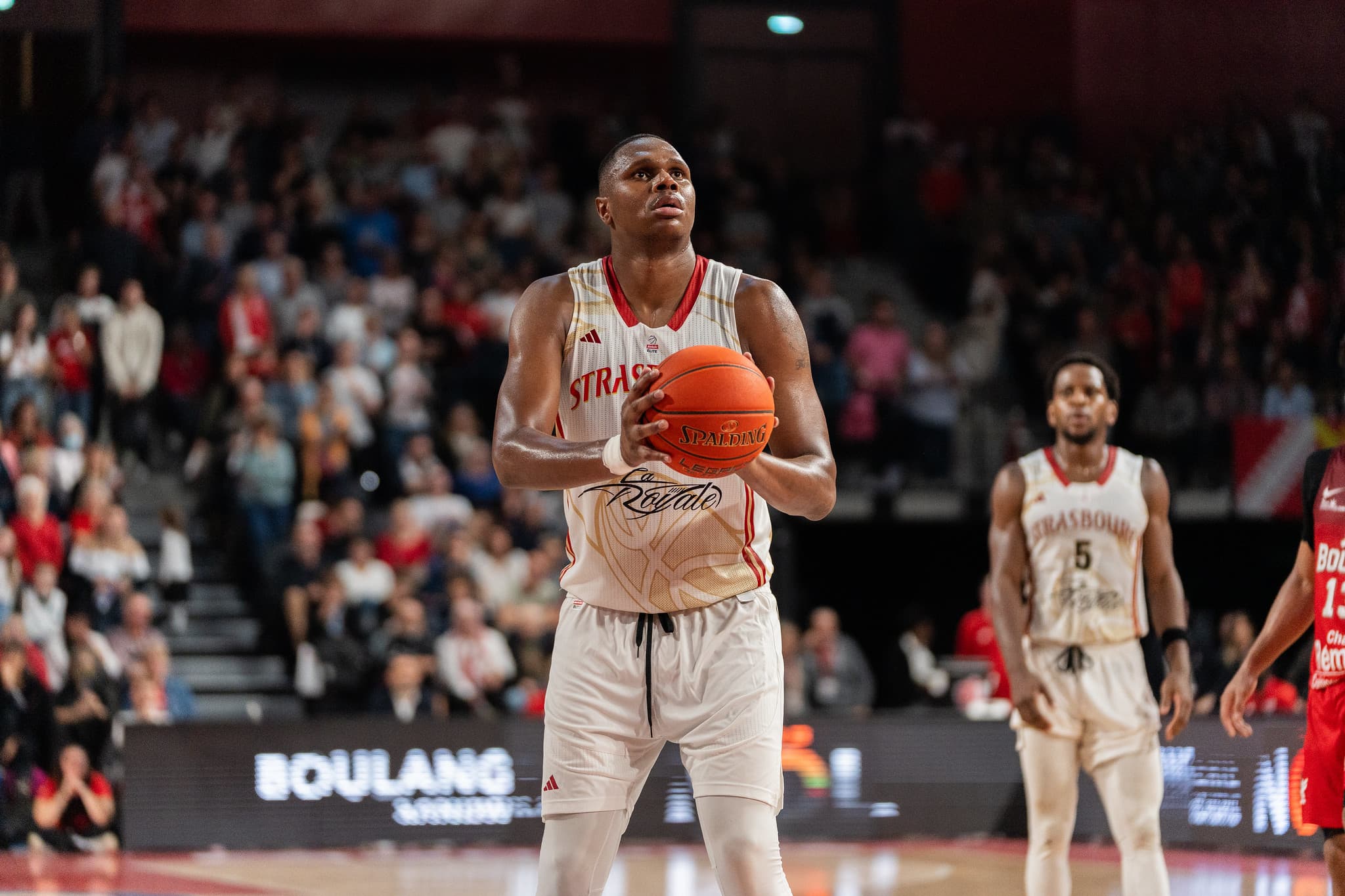 Strasbourg avec Vitalis Chikoko à Cholet, mais sans Hugo Invernizzi
