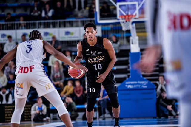 Capitaine de LyonSO, Noah Manet met le cap sur Boulogne pour les playoffs