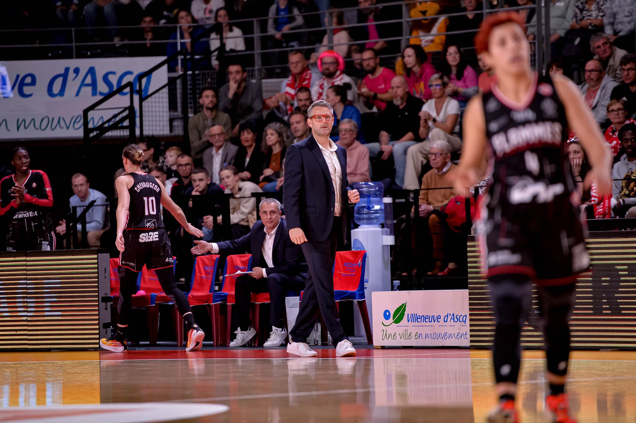 Avec le départ d’Esmery Martinez, les Flammes Carolo alertent sur la fuite vers la WNBA