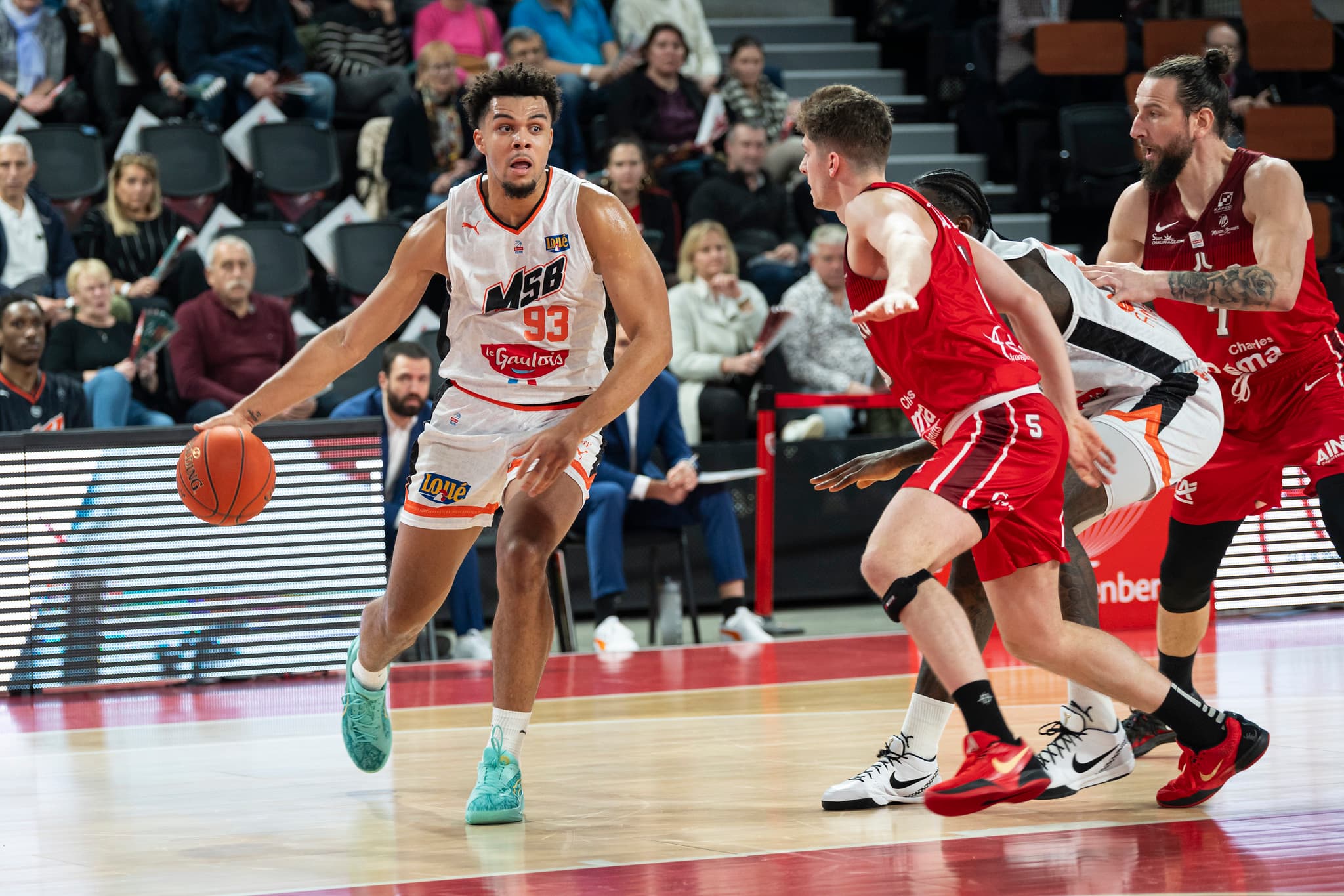 Quatre Français pronostiqués au premier tour de la Draft NBA : Beringer poursuit son ascension, la cote de Penda explose