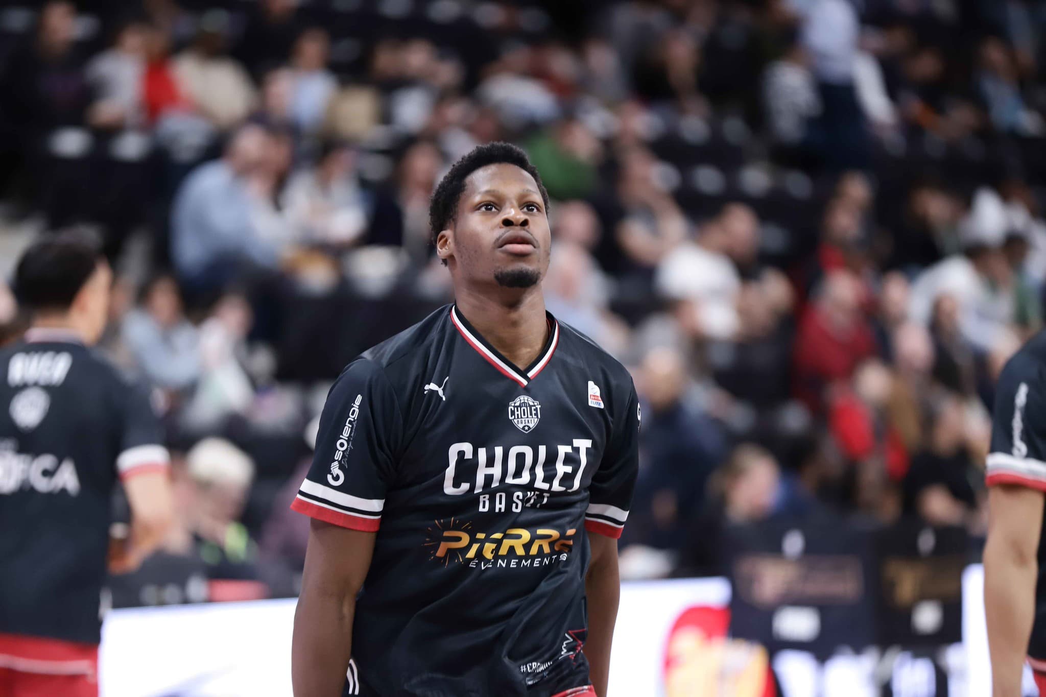 Gérald Ayayi (Cholet Basket) : « C’est une fierté mais aussi un soulagement » après sa première sélection en équipe de France