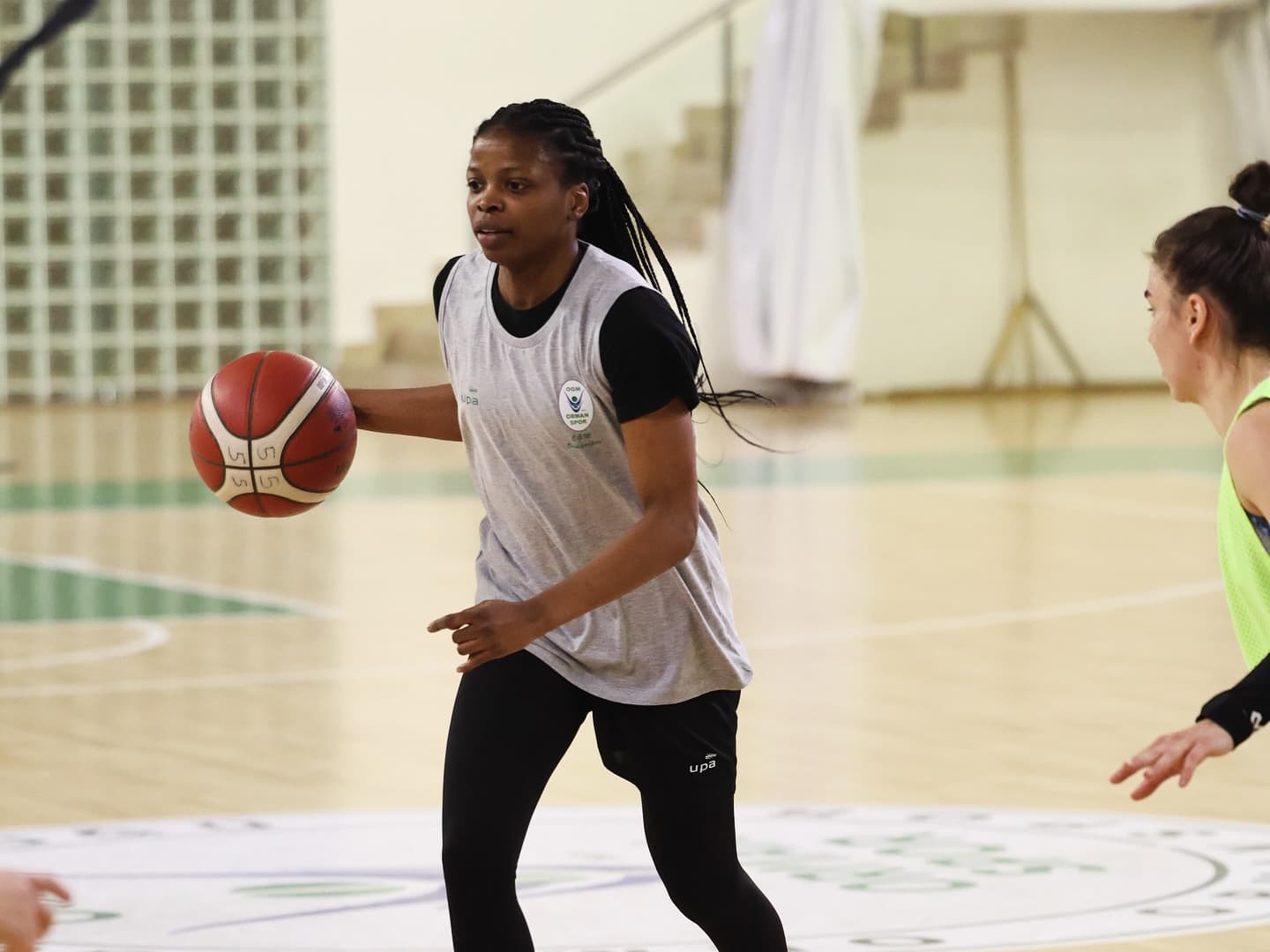 Olivia Epoupa rejoint Ormanspor avec Kennedy Burke, Kadiatou Sissoko coupée ?