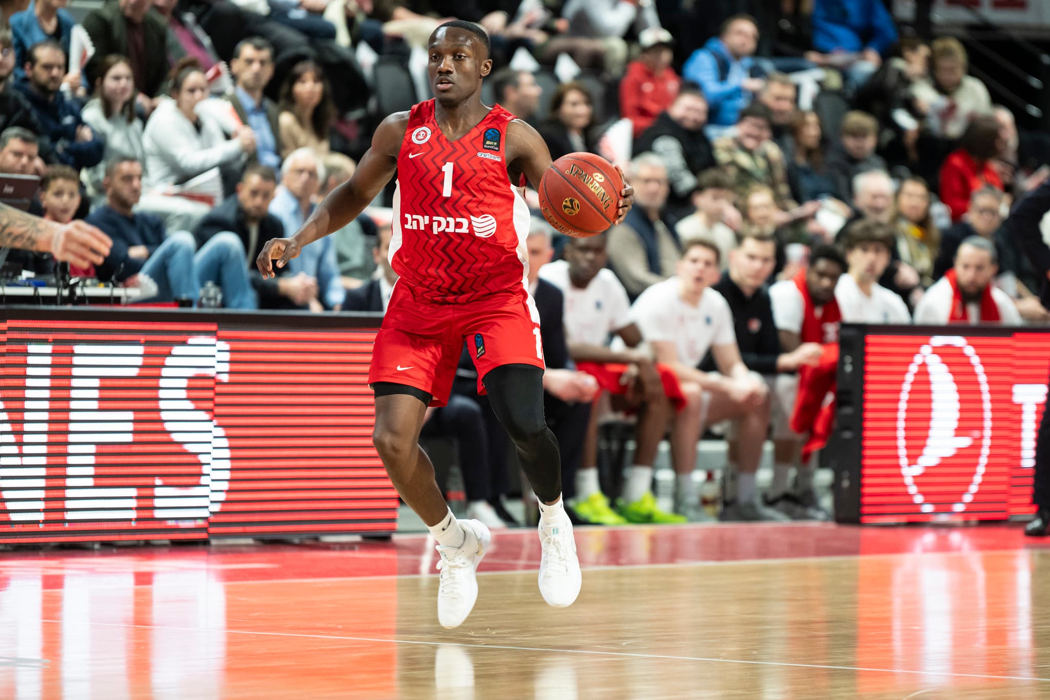 Jared Harper (Hapoël Jérusalem) succède à T.J. Shorts pour le MVP de l’EuroCup