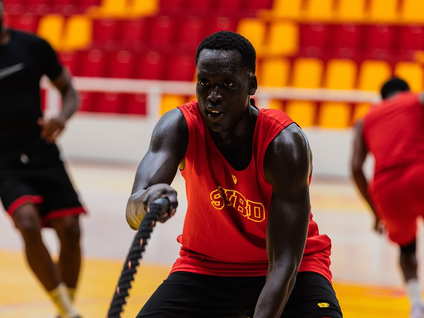 Deng Geu, adversaire de Saint-Vallier 24 heures après avoir été libéré par… Saint-Vallier