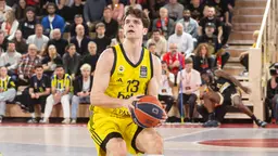 Tarik Biberovic rejoint les Mavericks après huit saisons au Fenerbahçe. Le shooteur turc affiche ses ambitions avant ses débuts en NBA.