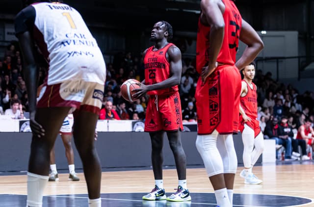 Junior Ouattara devrait être la première recrue d’Angers qui conserve seulement 4 joueurs pour la saison prochaine