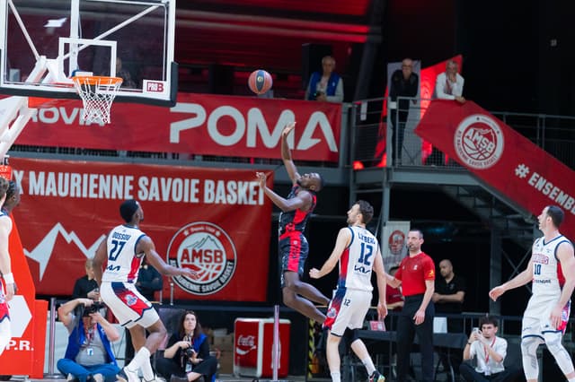Luc Loubaki, un contrat assuré en NM1 après une saison de piges