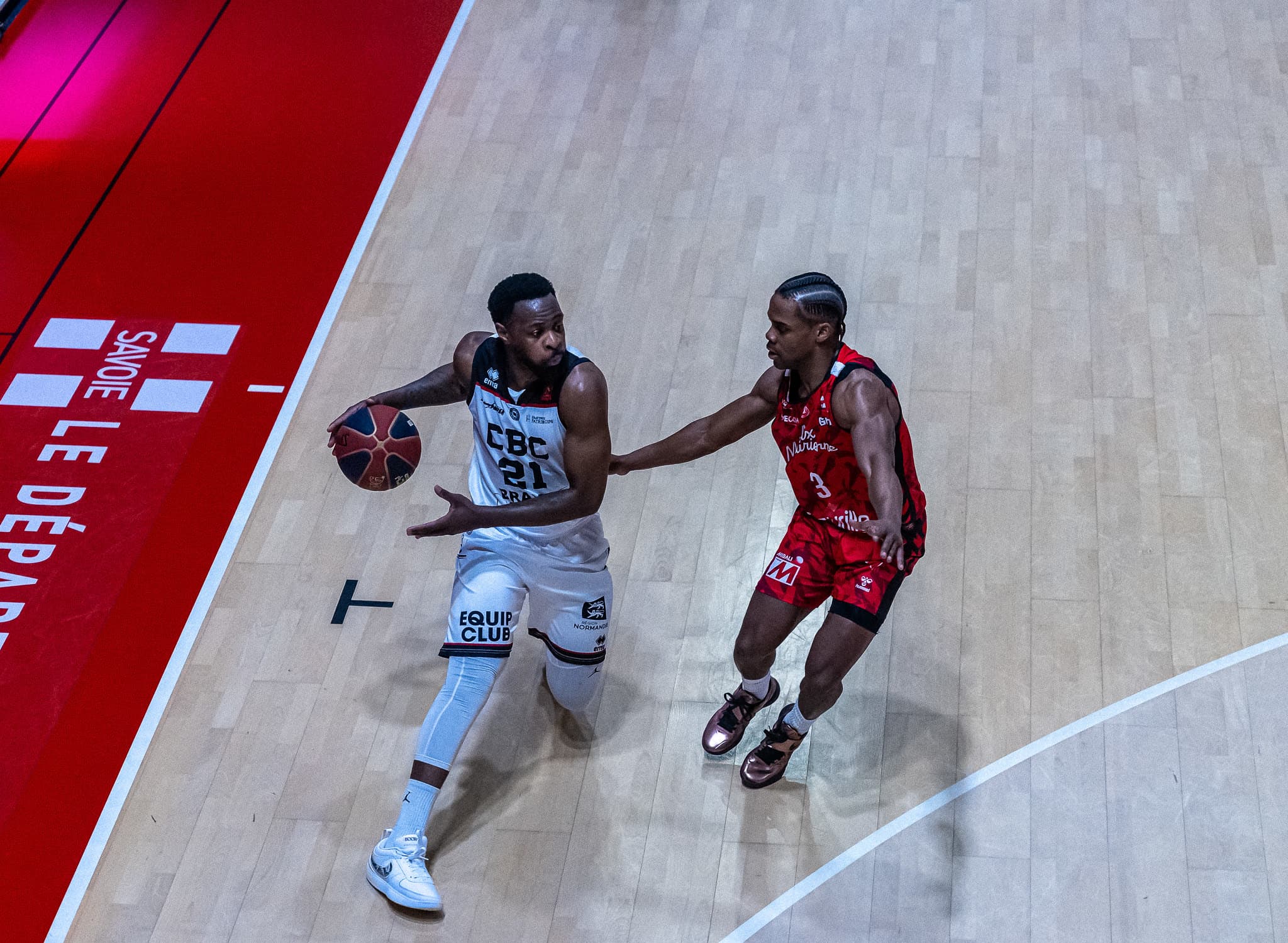 Fos-Provence enchaîne les recrues, avec un meneur expérimenté : Malela Mutuale