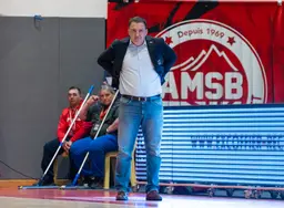 Malgré une situation sportive alarmante, la tendance serait au maintien de Stéphane Eberlin à l’aube de la reprise