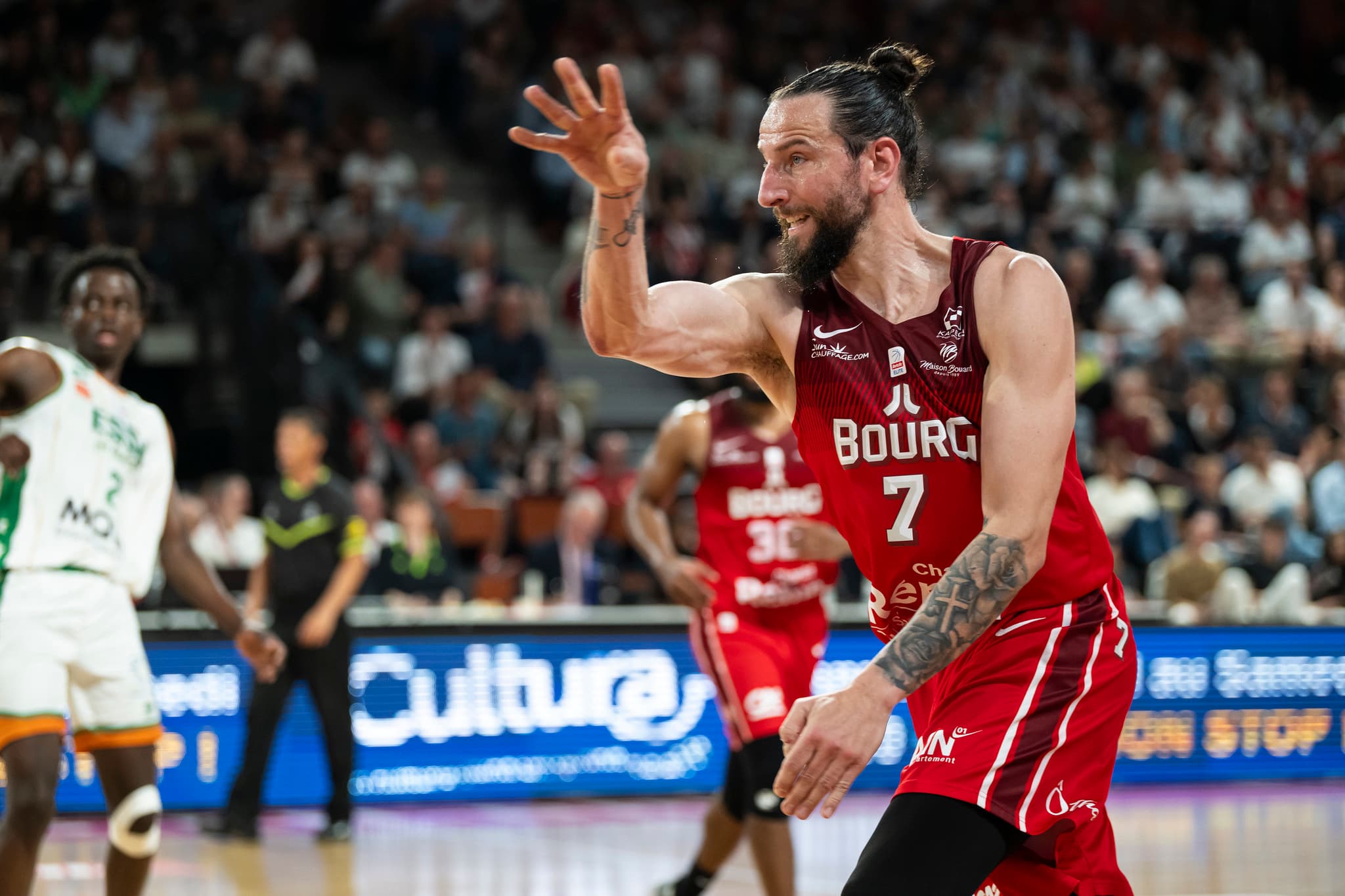 La fin d’une ère à la JL Bourg : Maxime Courby ne portera plus le maillot de la Jeu